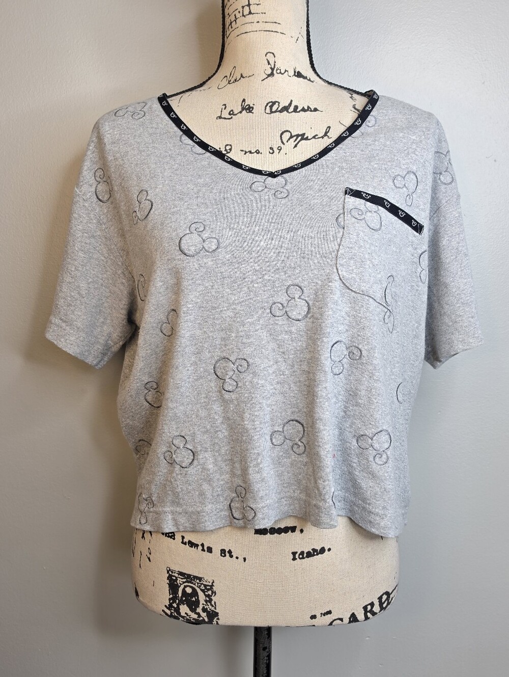 Vintage 90s y2k Disney Mickey Mouse gray cotton Cropped baby tee M/L - Picture 1 of 5